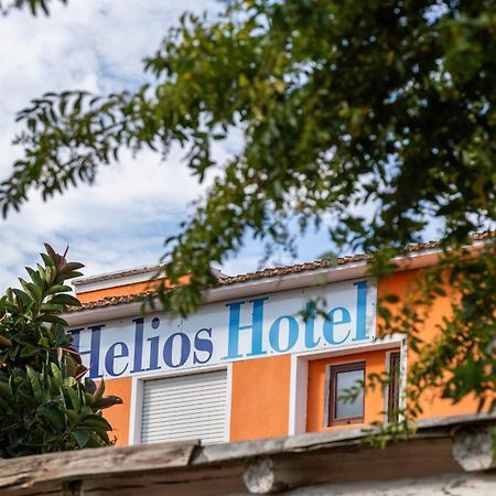 Helios Hotel San Teodoro  Exterior foto
